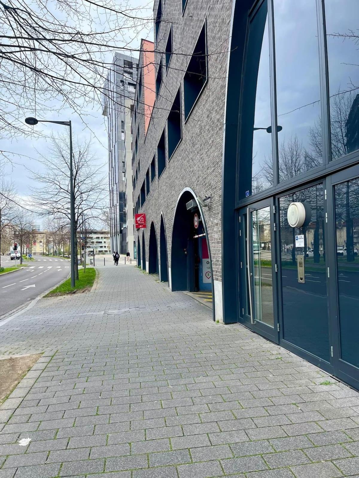 Cosy-Rent Appartement De Standingparking Neudorf Straßburg Exterior foto
